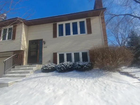 8370 140th St W, Apple Valley, MN 55124