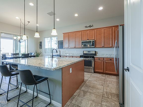 4th image of 139 E DESERT BROOM Drive