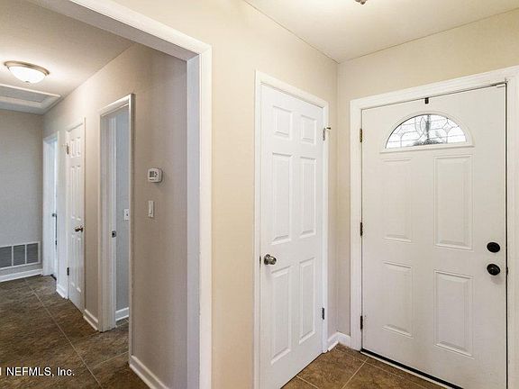4th image of 1217 BROOKMONT Avenue E