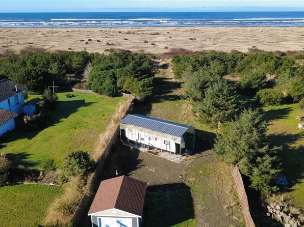 18 Haven Lane, Copalis Beach, WA 98535