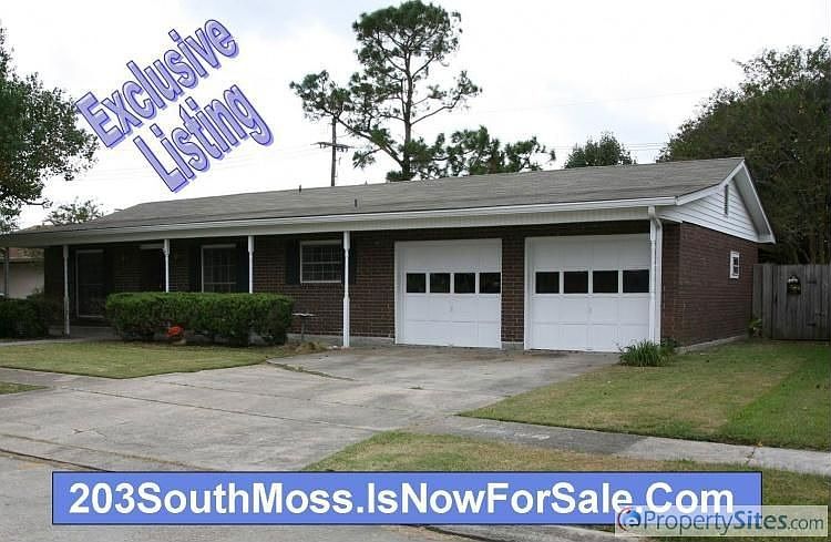 1st image of 203 S Moss Dr