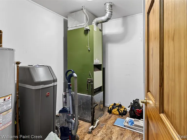 1727 Linksview Way — Photo 28