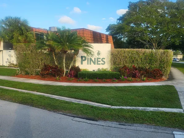 2237 White Pine B Circle #B, Greenacres, FL 33415