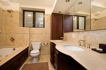 4th image of 213 W 85th St