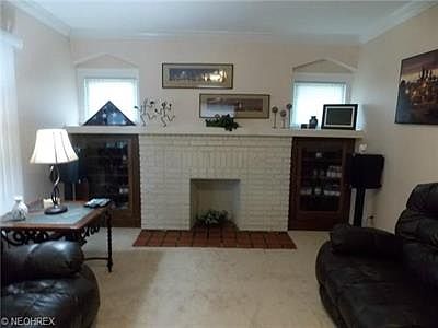 3rd image of 6605 Charles Ave