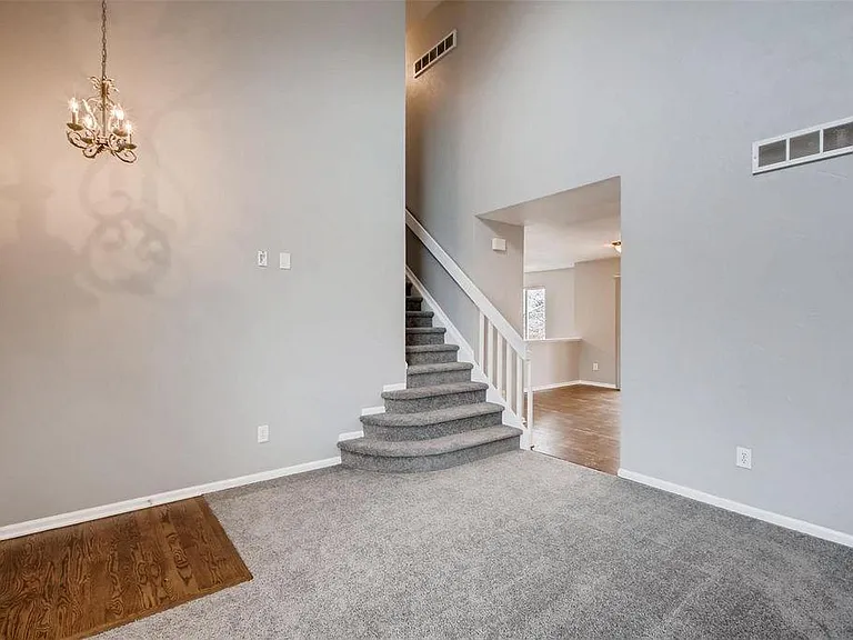 4555 Hunterwood Dr — Photo 17