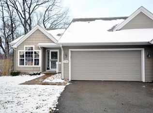 1135 Tanager Ln, Kalamazoo, MI 49009