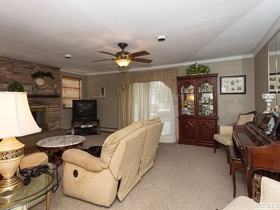 4th image of 700 Koelbel Ct