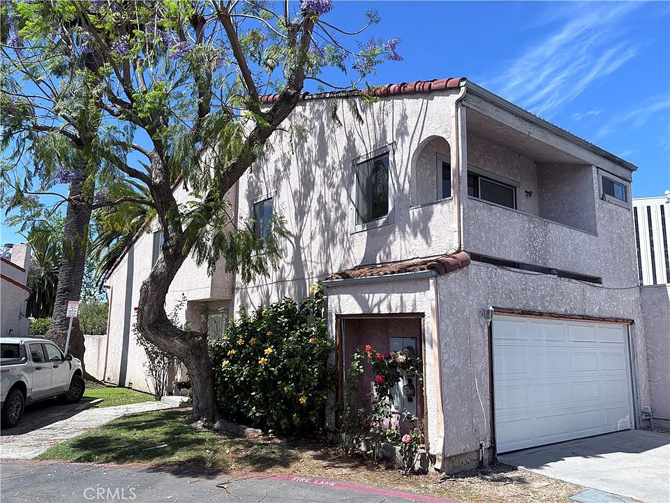 1st image of 134 Racquet Club Dr