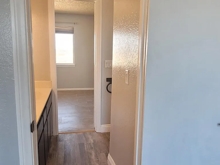 21250 Laguna Rd #5 — Photo 32