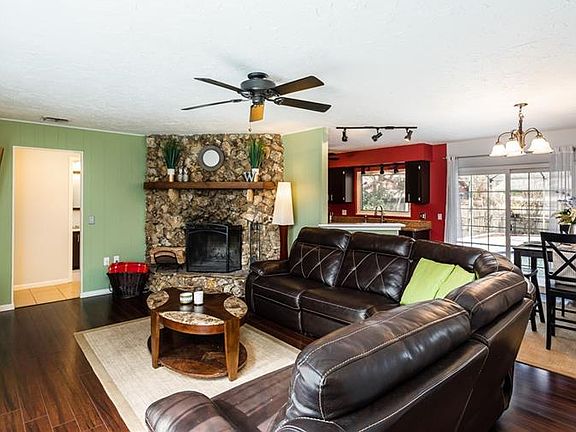 4th image of 3137 Heartwood Ave