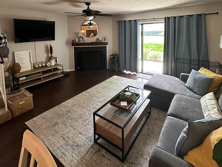 7623 Baymeadows Cir W — Photo 1