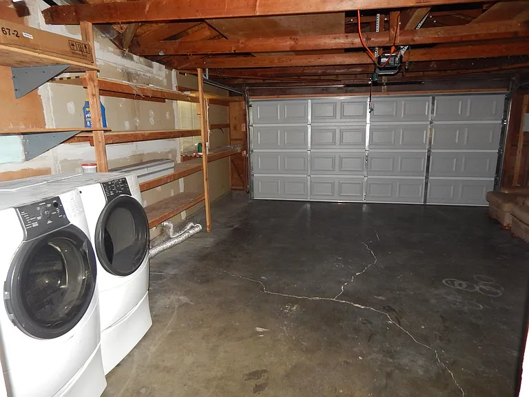 2512 Lafayette Dr — Photo 17