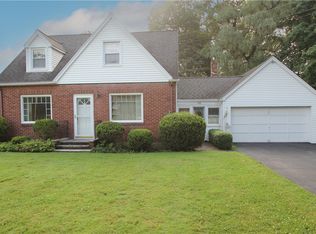 650 Hard Rd, Webster, NY 14580