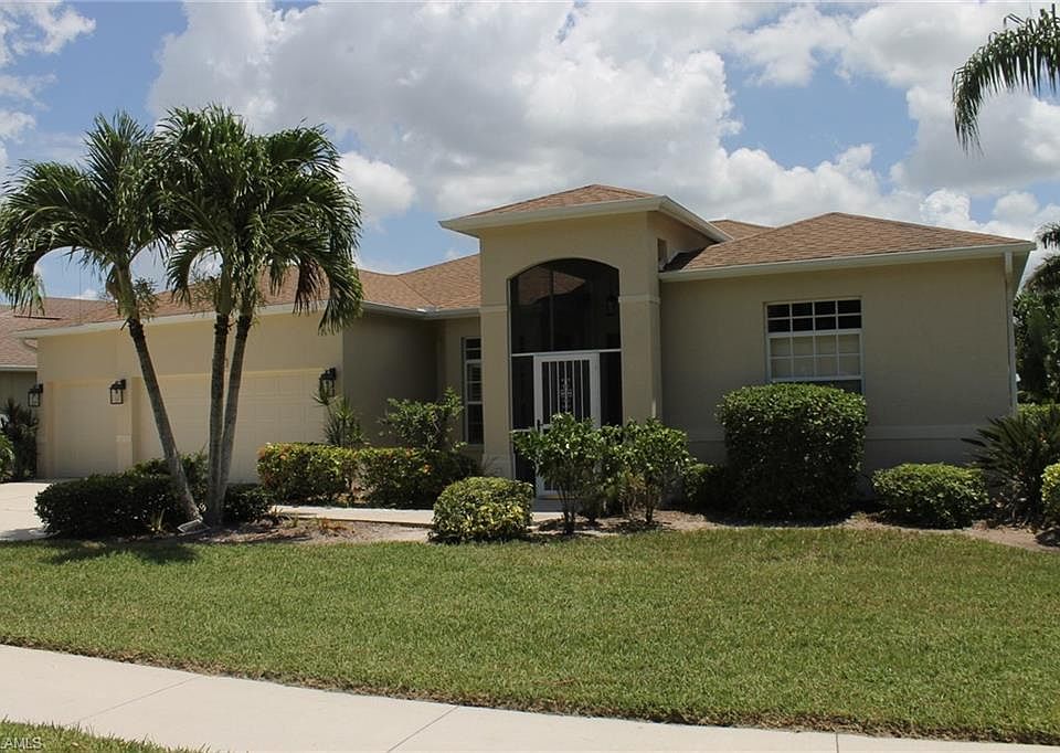 1st image of 23360 Olde Meadowbrook Cir