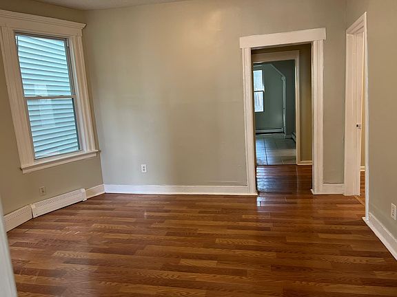 2nd image of 43 N 18th St #A