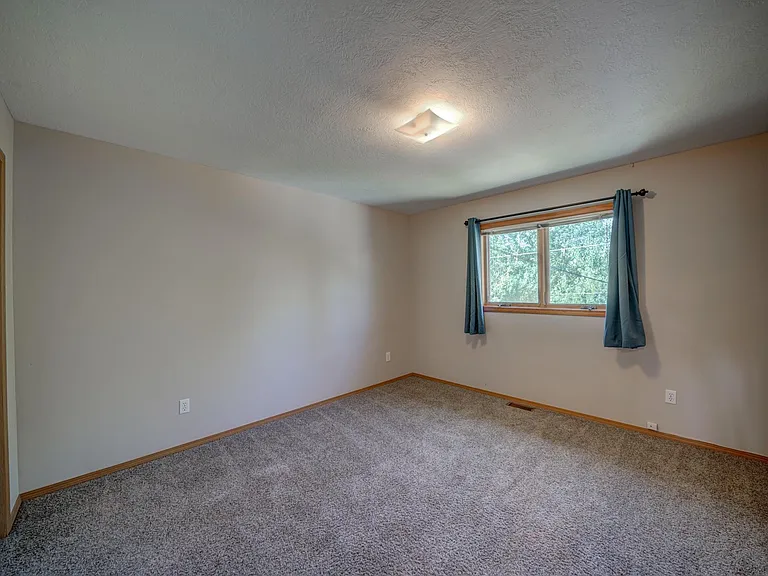 413 N 19th Ave — Photo 21