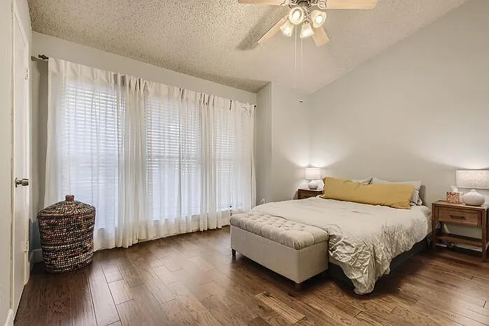 5107 Leralynn St #304 — Photo 22
