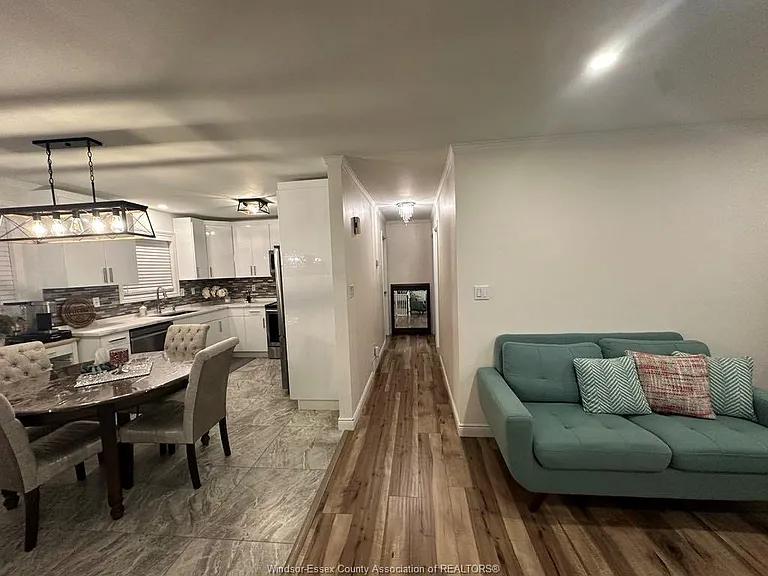 7929 Hawthorne Dr — Photo 19