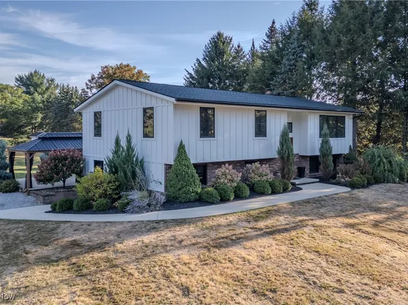 3459 Laubert Rd, Atwater, OH 44201