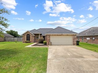 5470 Westmeadow Ln, Lumberton, TX 77657