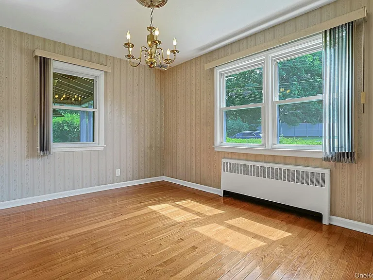 24 Grover Ave — Photo 12