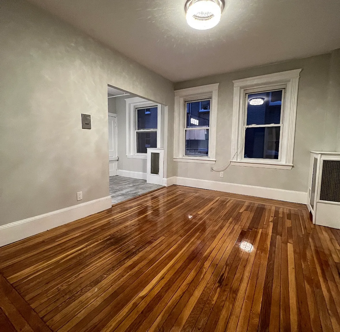 Studio, 400 sqft, $2,600 — Photo 4