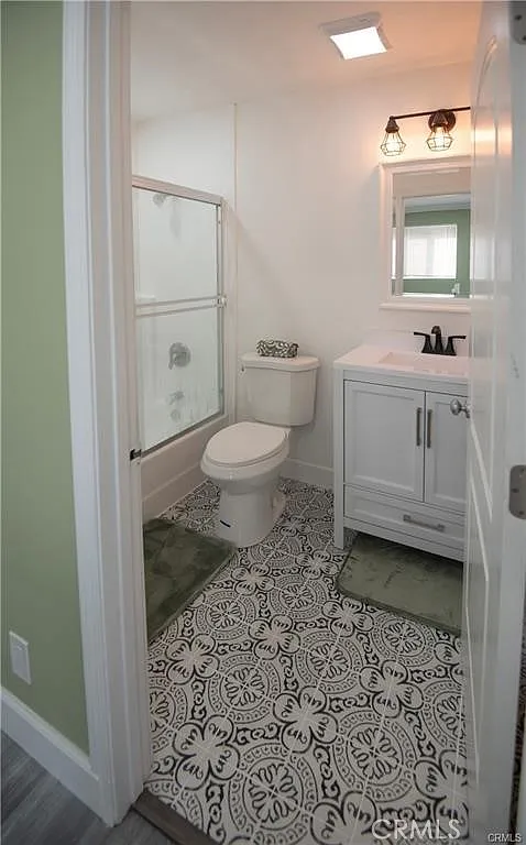 Studio, 450 sqft, $1,695 — Photo 1