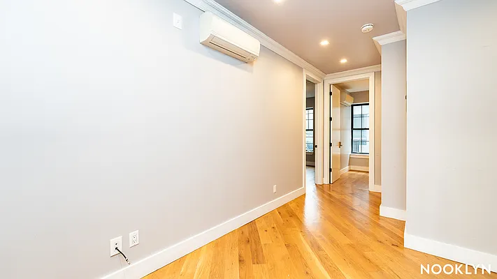 Rented by Nooklyn NYC LLC | media 40