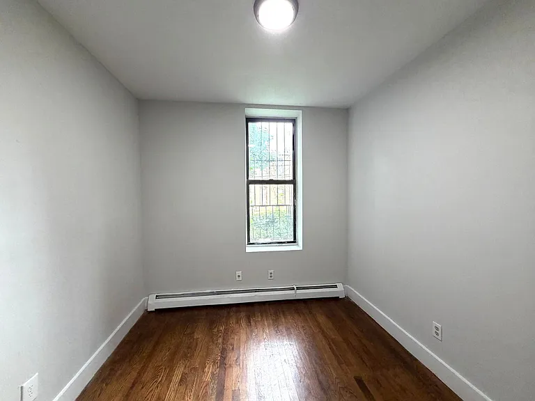 357 Sumpter St #1R — Photo 12