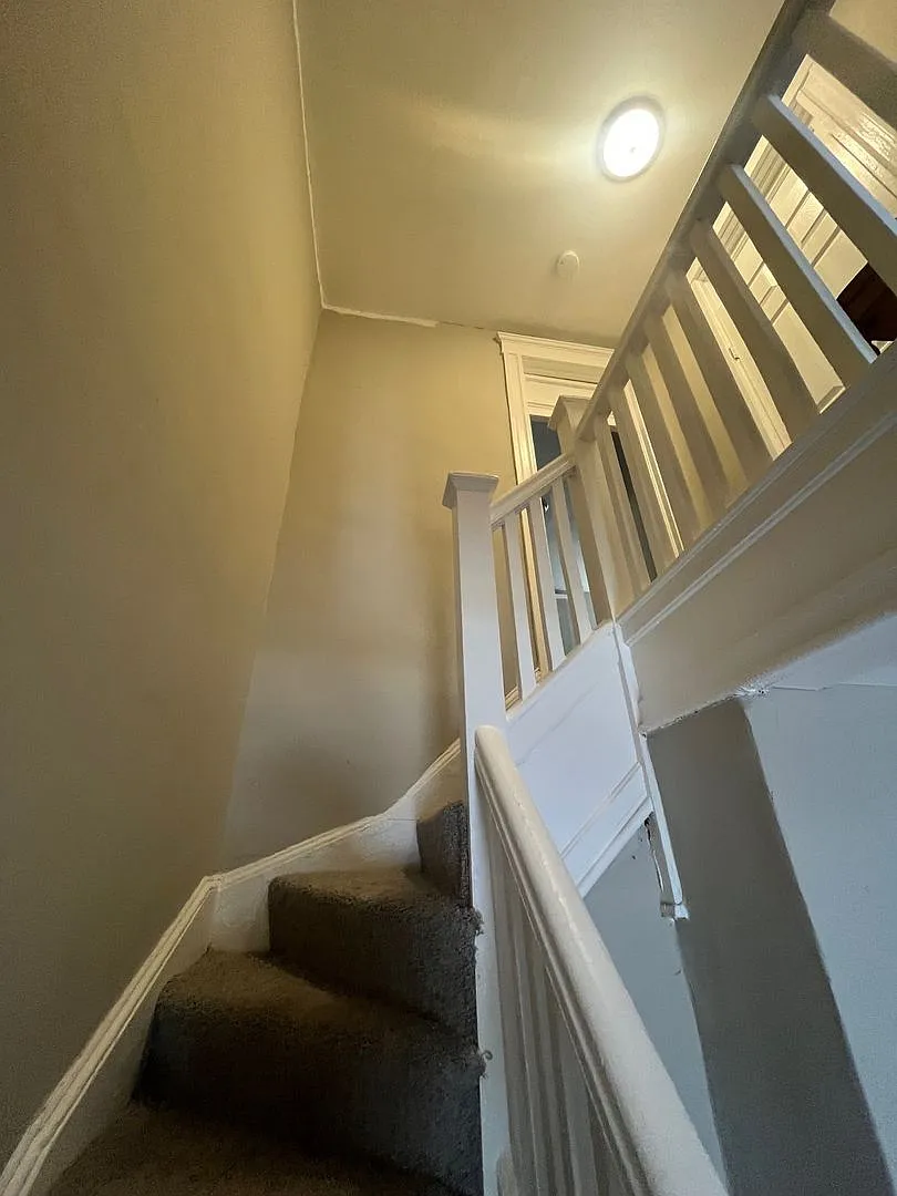 Charming 3BR/1BA Home Near Pimlico Racecourse Ideal for Young Professionals & Growing Families — Photo 3