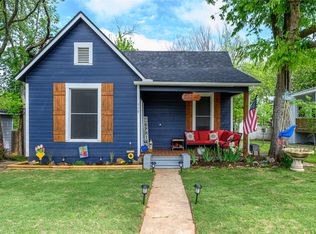 117 E Texas St, Denison, TX 75021