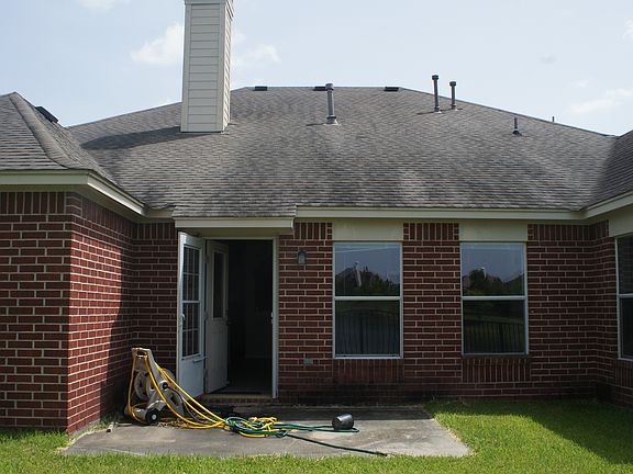 2nd image of 11314 Enclave Lake Ln