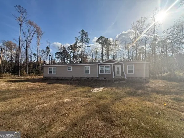 106 5th Ave, Twin City, GA 30471