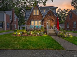 156 S Waverly St, Dearborn, MI 48124