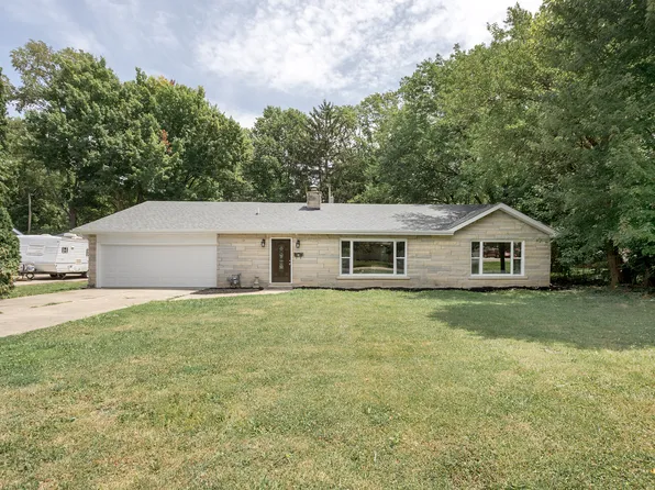 36 Colony Rd, Anderson, IN 46011