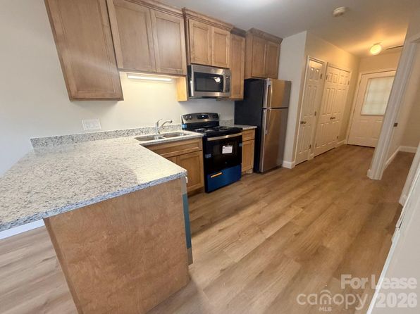 1bd 1ba 700sqft — 412 Killian Ave APT 10, Mount Holly, NC 28120