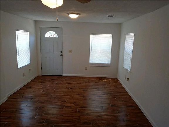 4th image of 1628 Flower Avenue