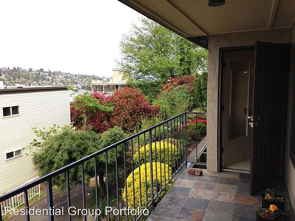2nd image of 1965 12th Ave W APT 201