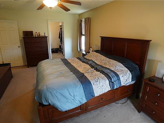 5th image of 1868 Village Ln