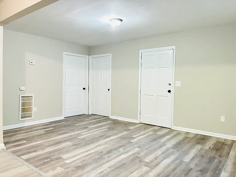 1100 Spann St — Photo 3