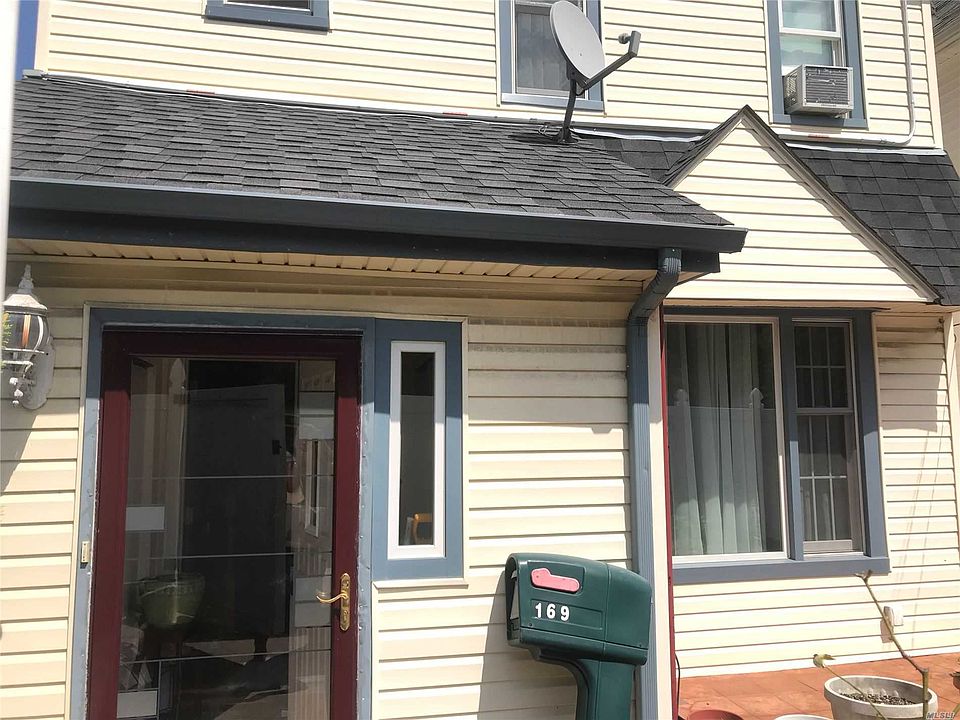 2nd image of 169 Harvard Ave