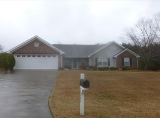 1200 Smoke Hill Ln, Hoschton, GA 30548