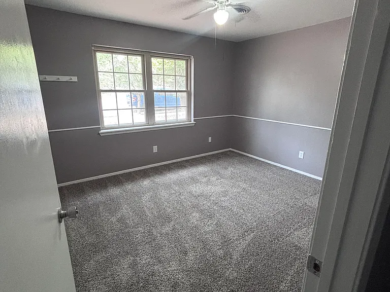 6909 Devonshire Rd — Photo 5