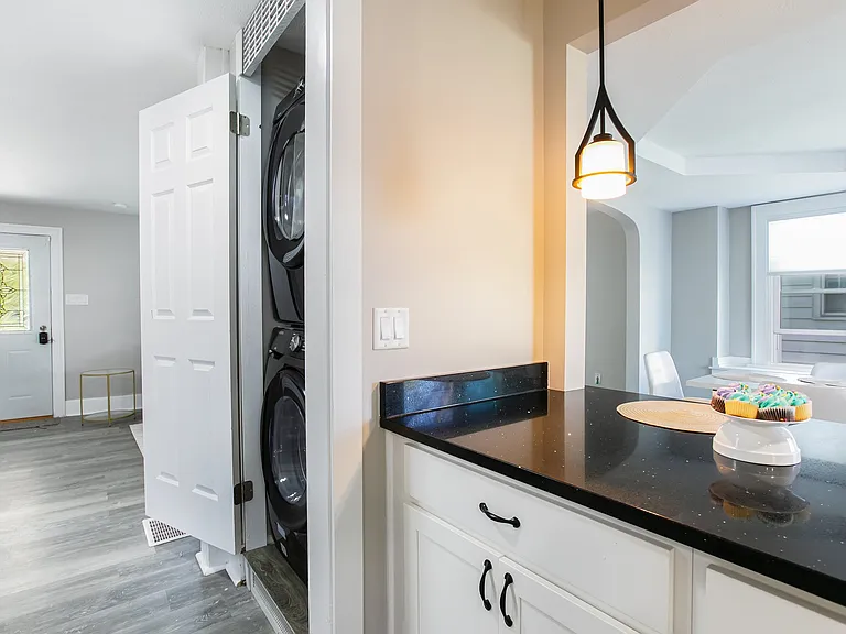 1250 Portage Ave #3 — Photo 18