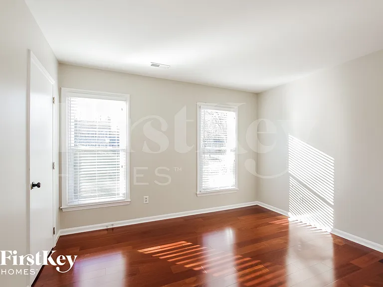 11701 Charnwood Ct — Photo 12