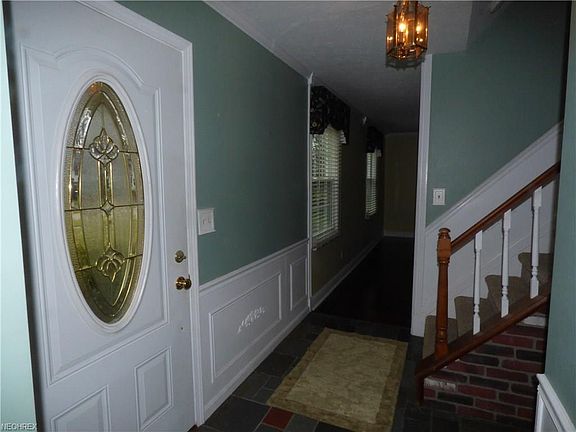 2nd image of 1121 Potomac Dr