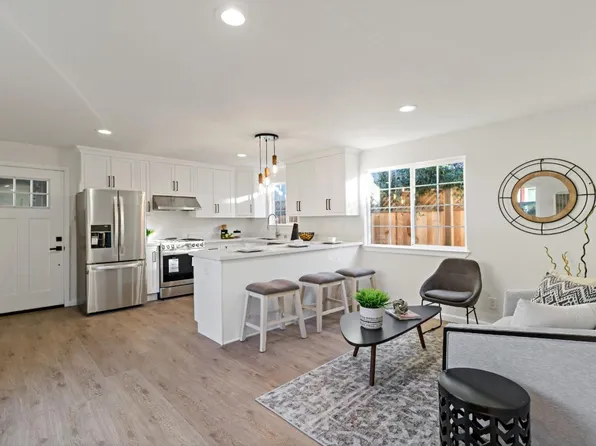1127 Carlton Ave, Menlo Park, CA 94025