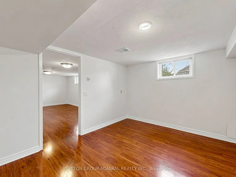 319 Patricia Ave — Photo 23