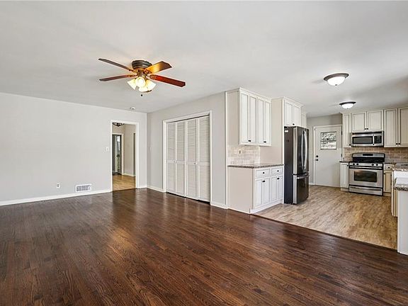 4th image of 1050 Rays Rd